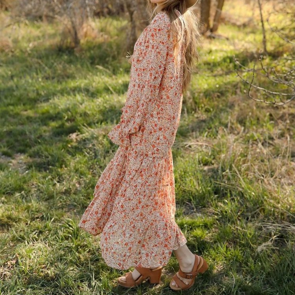 Gorgeous floral boho maxi/midi dress